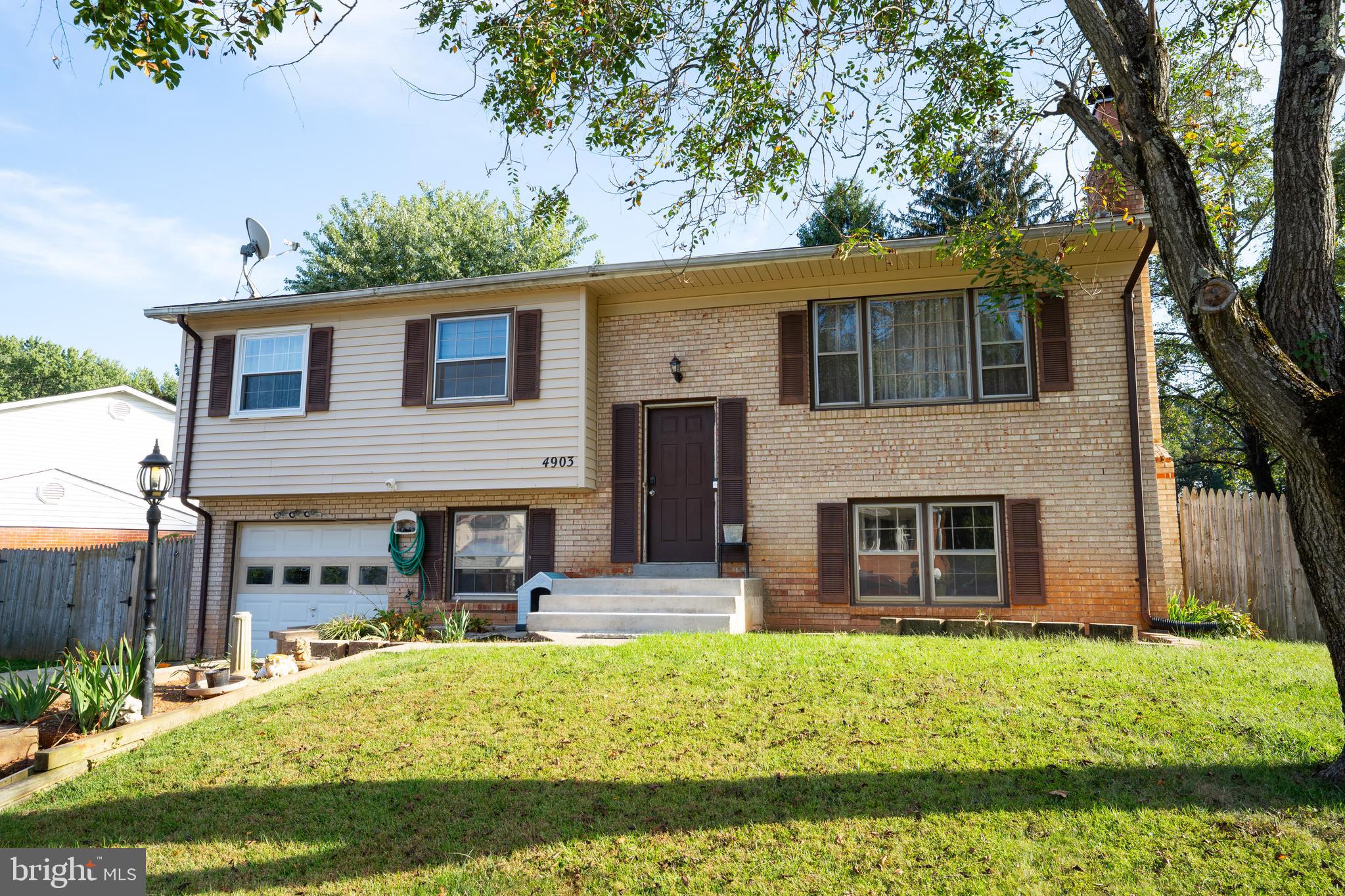 4903 KENYON COURT