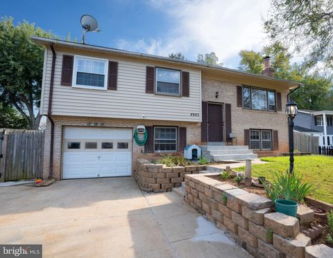 4903 KENYON COURT DALE CITY VA 22193