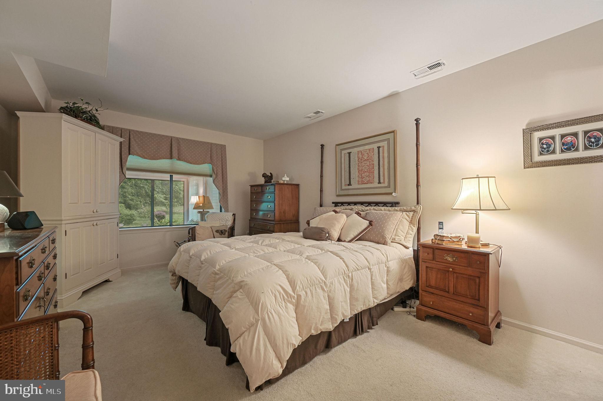 TURNBERRY - Residential