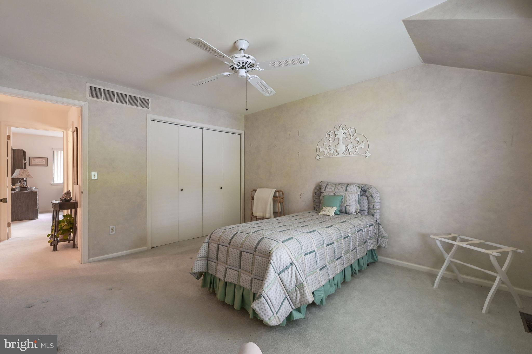 TURNBERRY - Residential