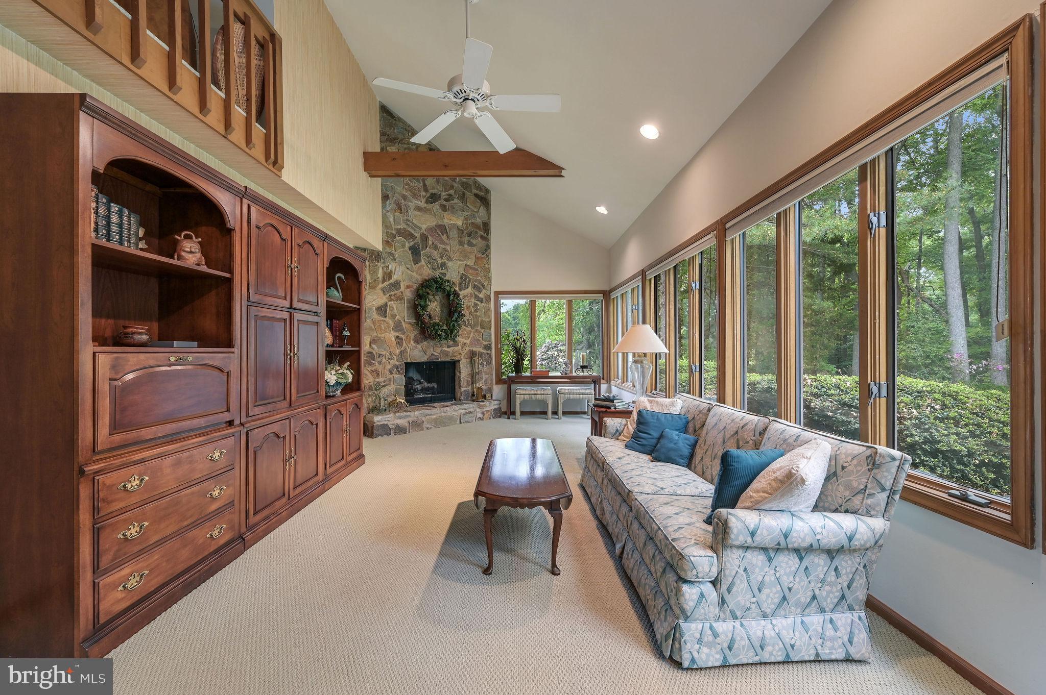 TURNBERRY - Residential