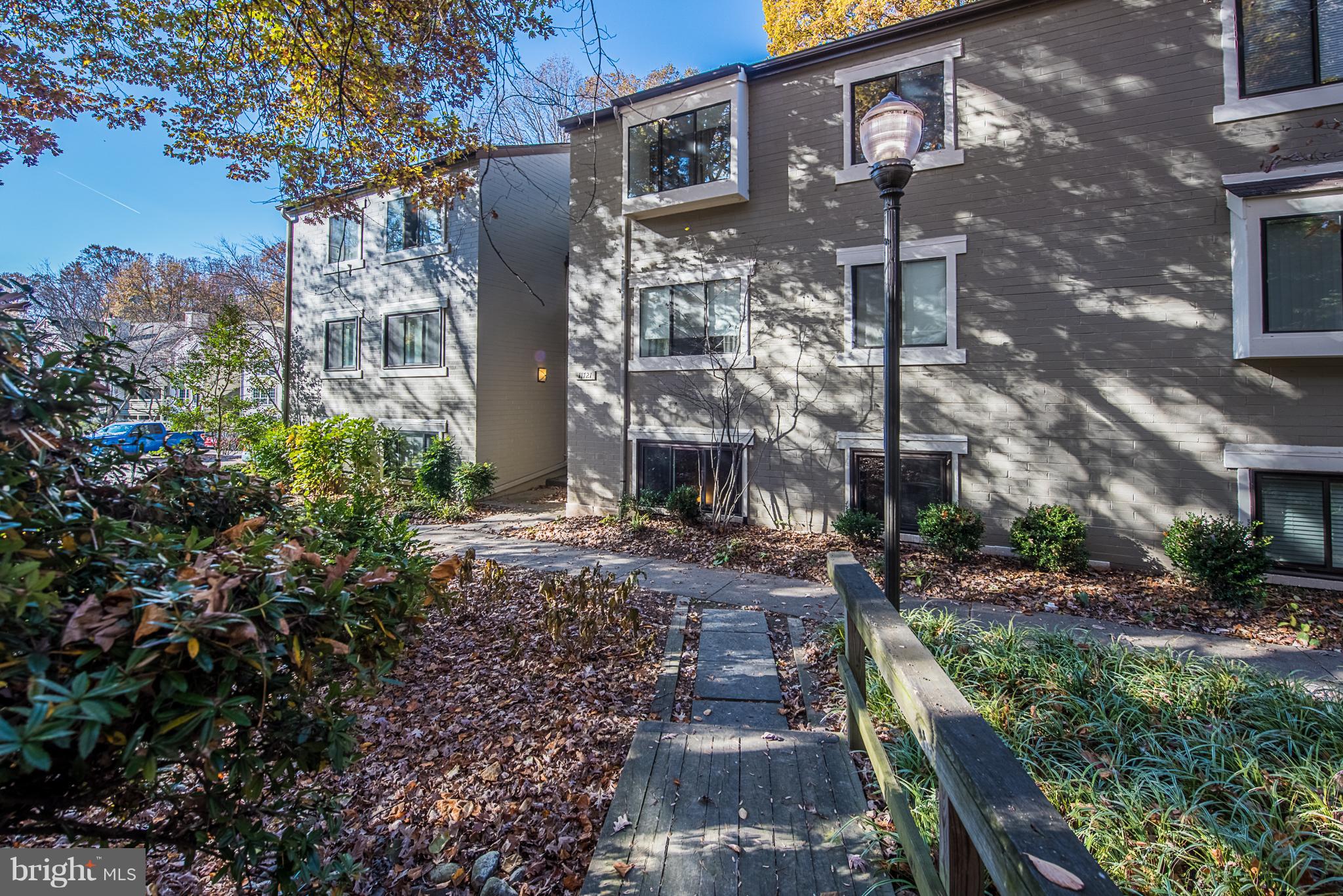 SPRINGWOOD - Residential Lease