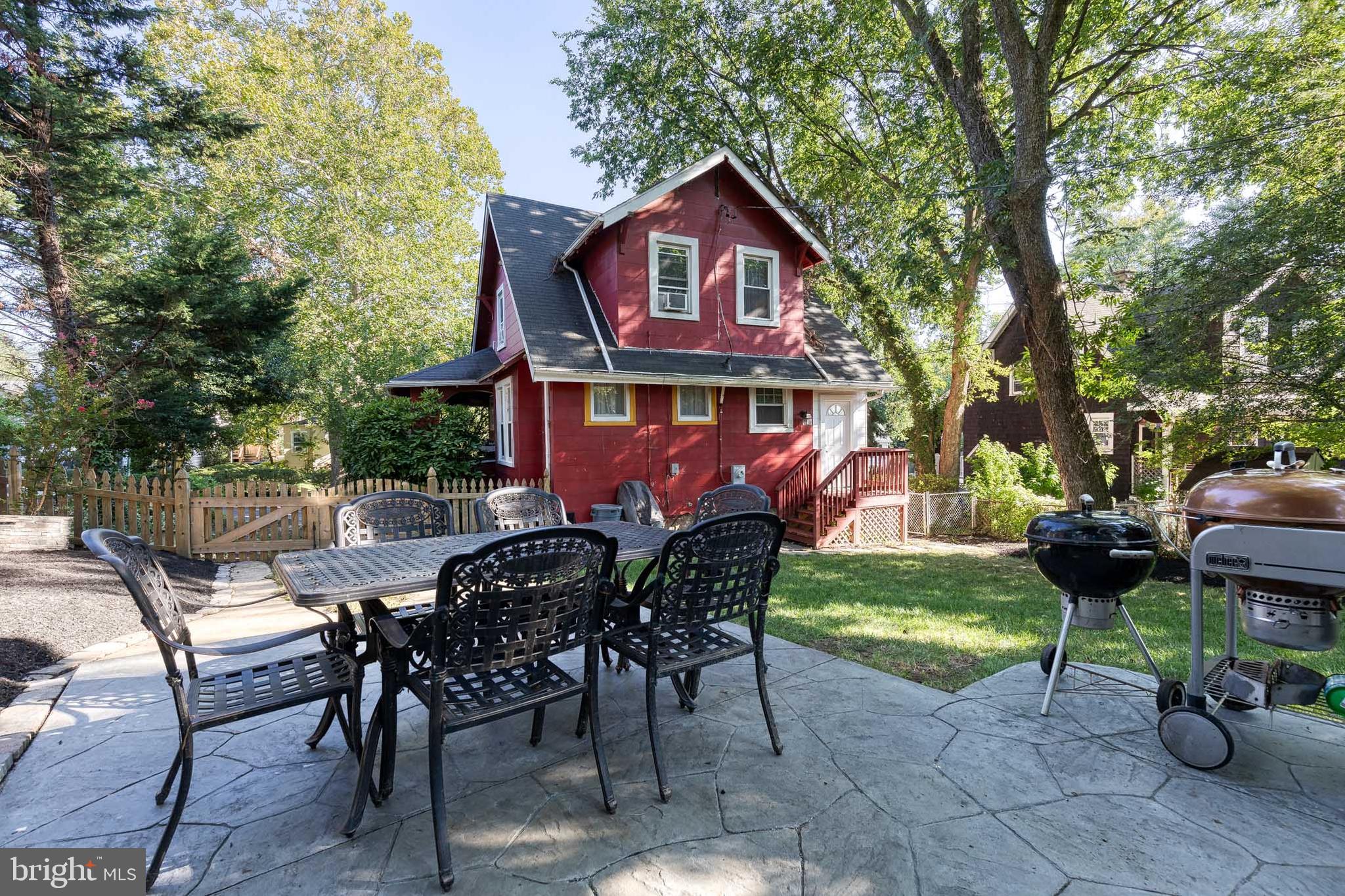 LAKE WALKER - Residential