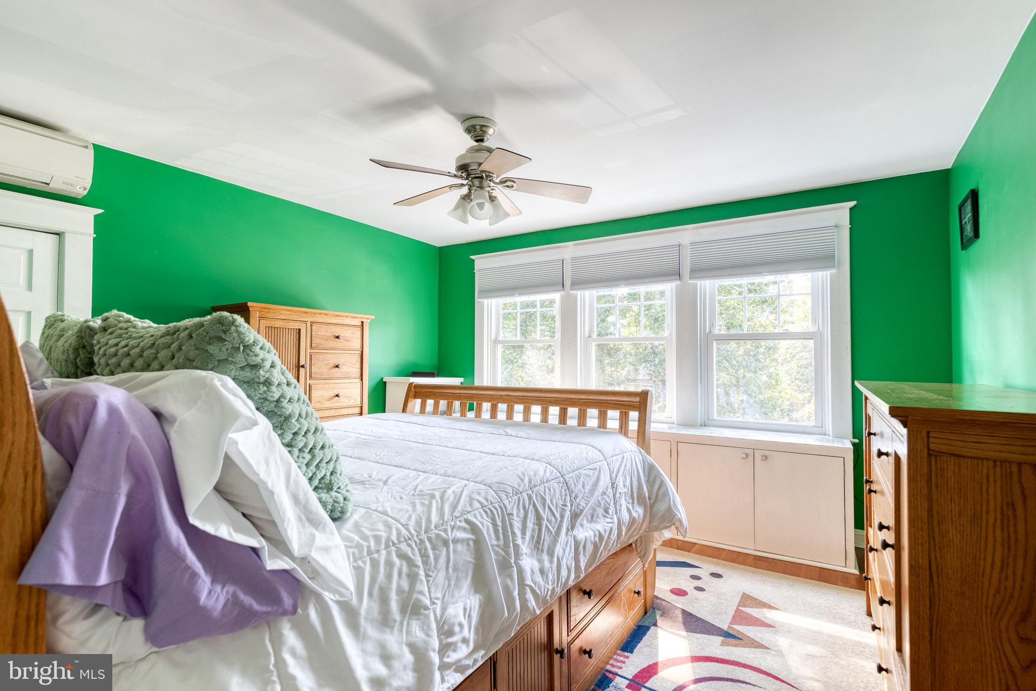 LAKE WALKER - Residential