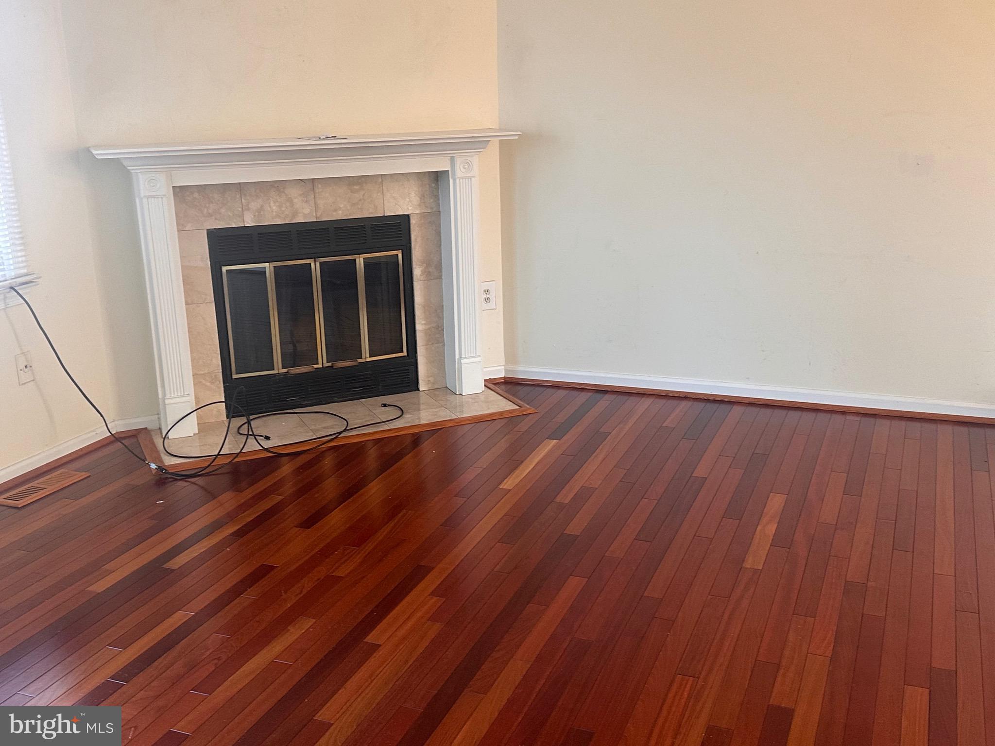 ACTON VILLAGE - Residential