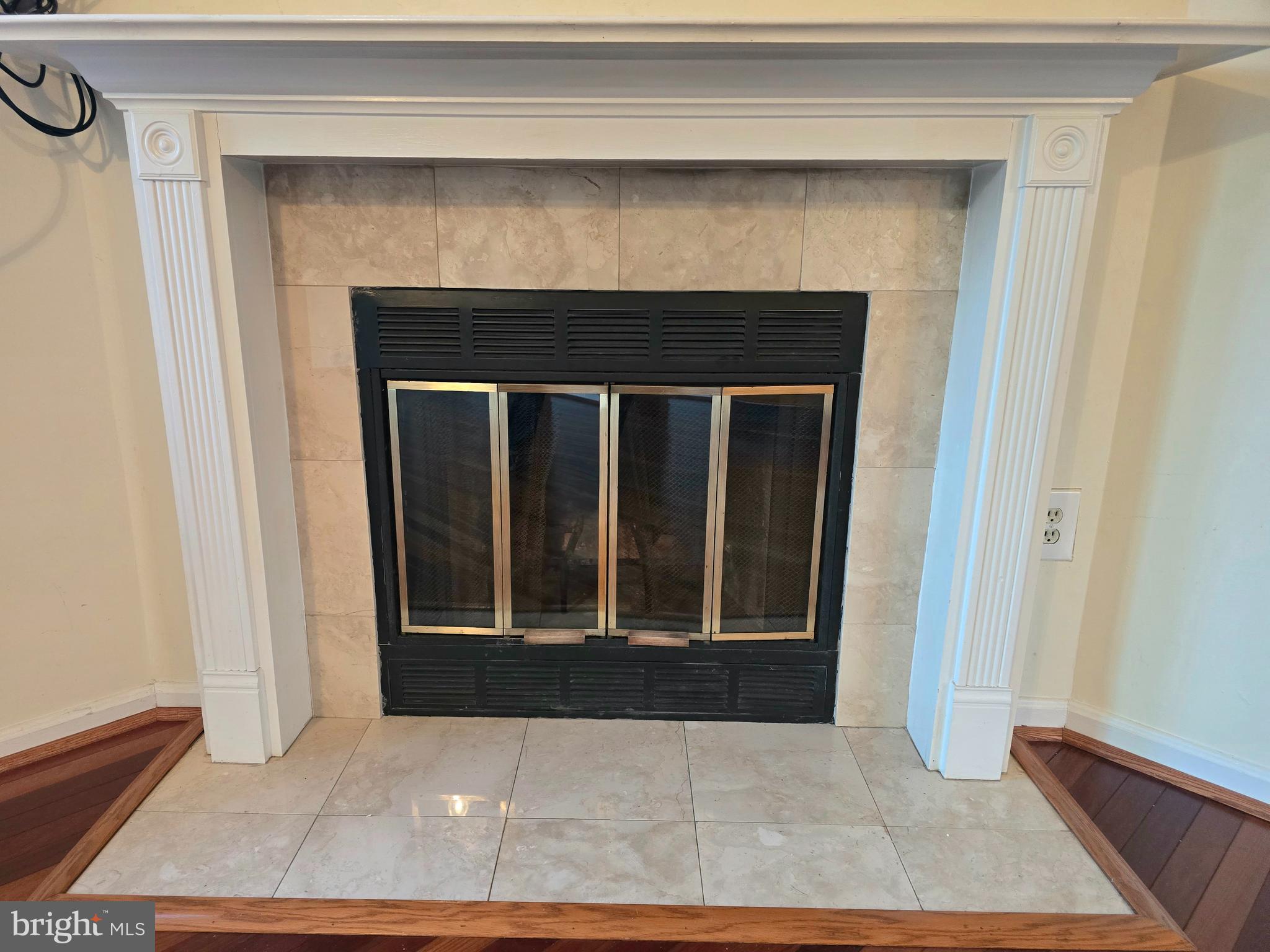 ACTON VILLAGE - Residential