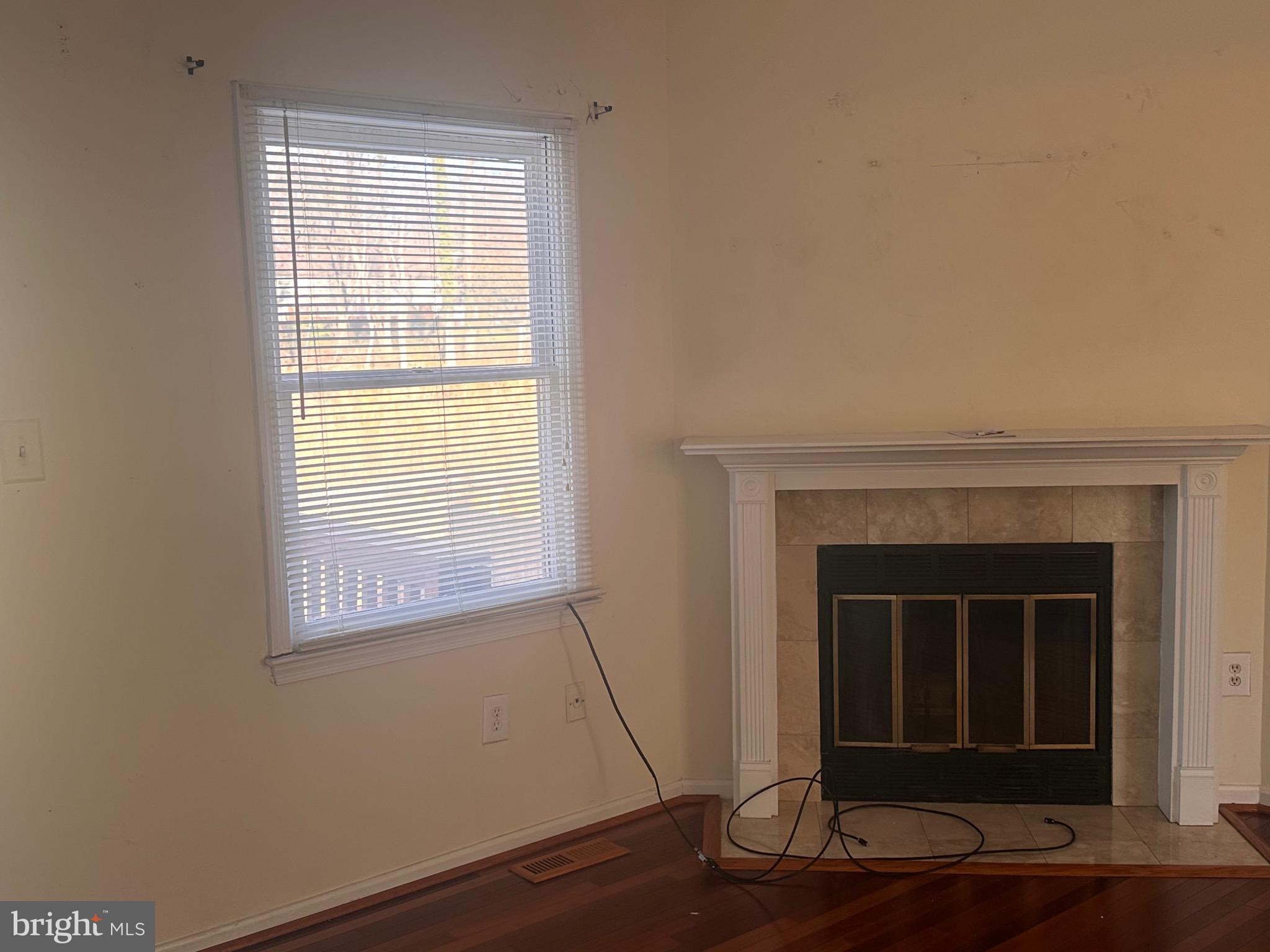 ACTON VILLAGE - Residential