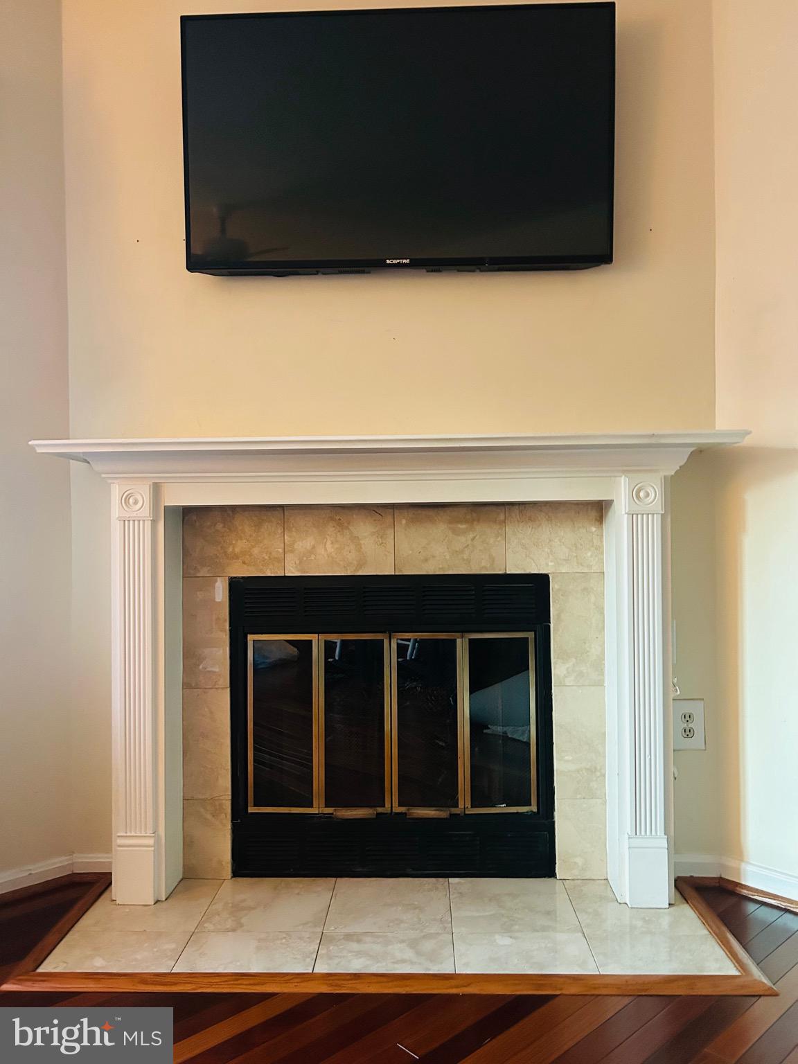 ACTON VILLAGE - Residential