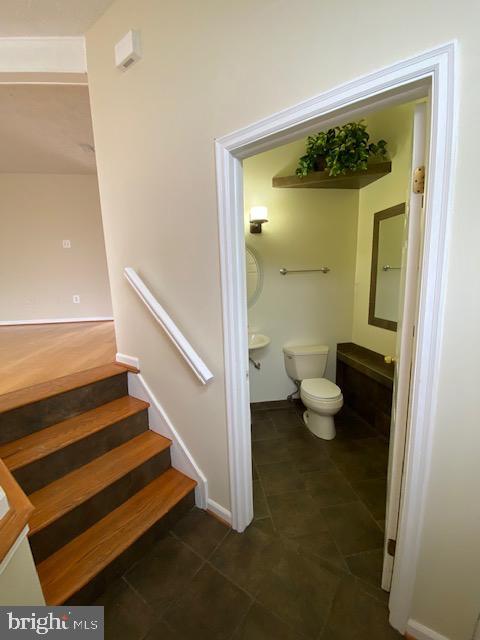 HERITAGE ESTATES - Residential Lease