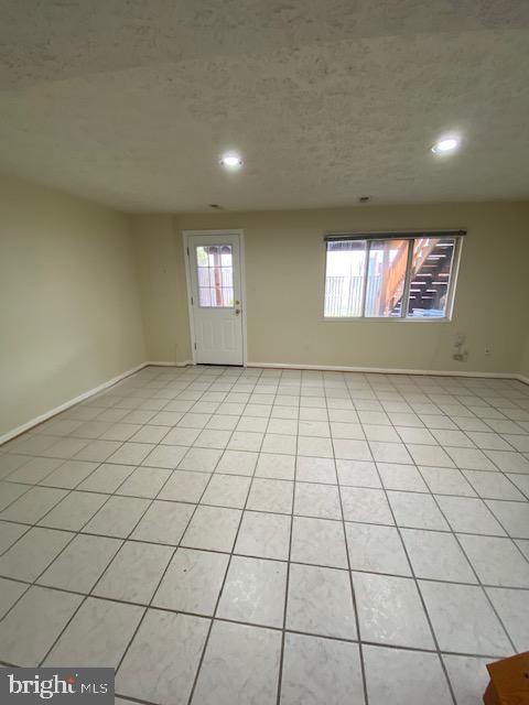 HERITAGE ESTATES - Residential Lease