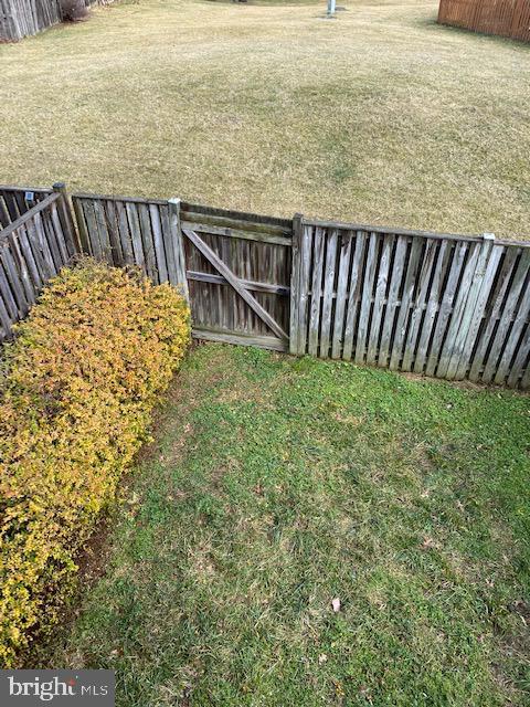 HERITAGE ESTATES - Residential Lease