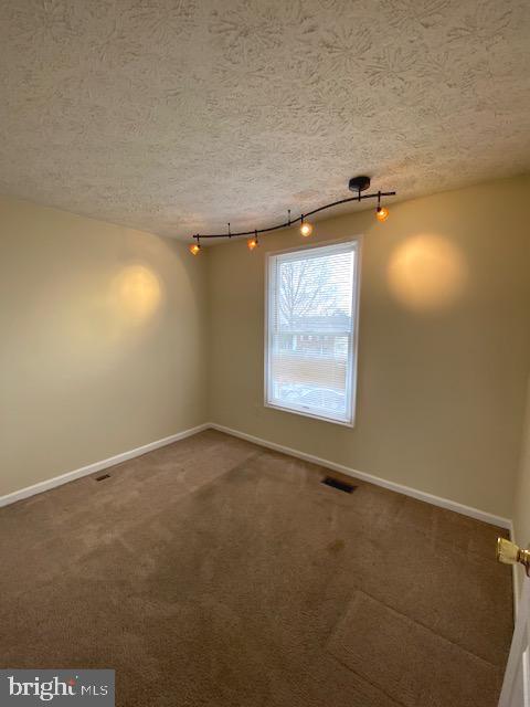 HERITAGE ESTATES - Residential Lease