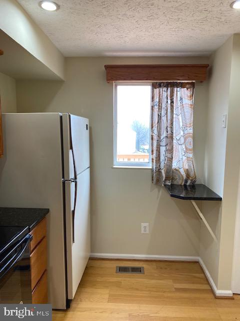 HERITAGE ESTATES - Residential Lease