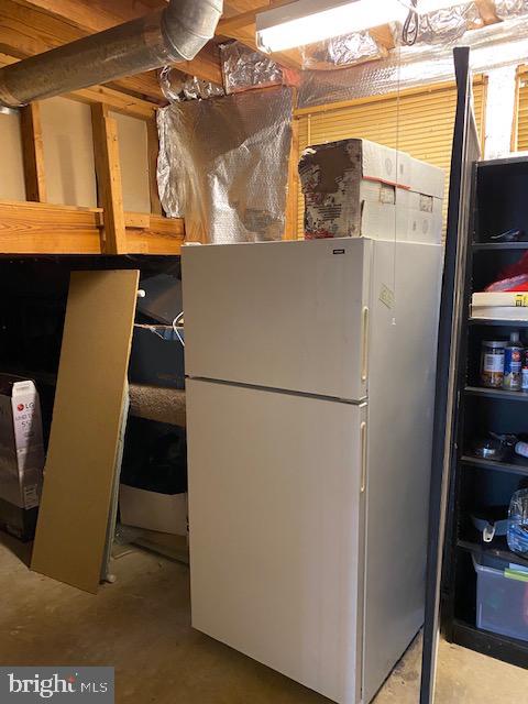 HERITAGE ESTATES - Residential Lease