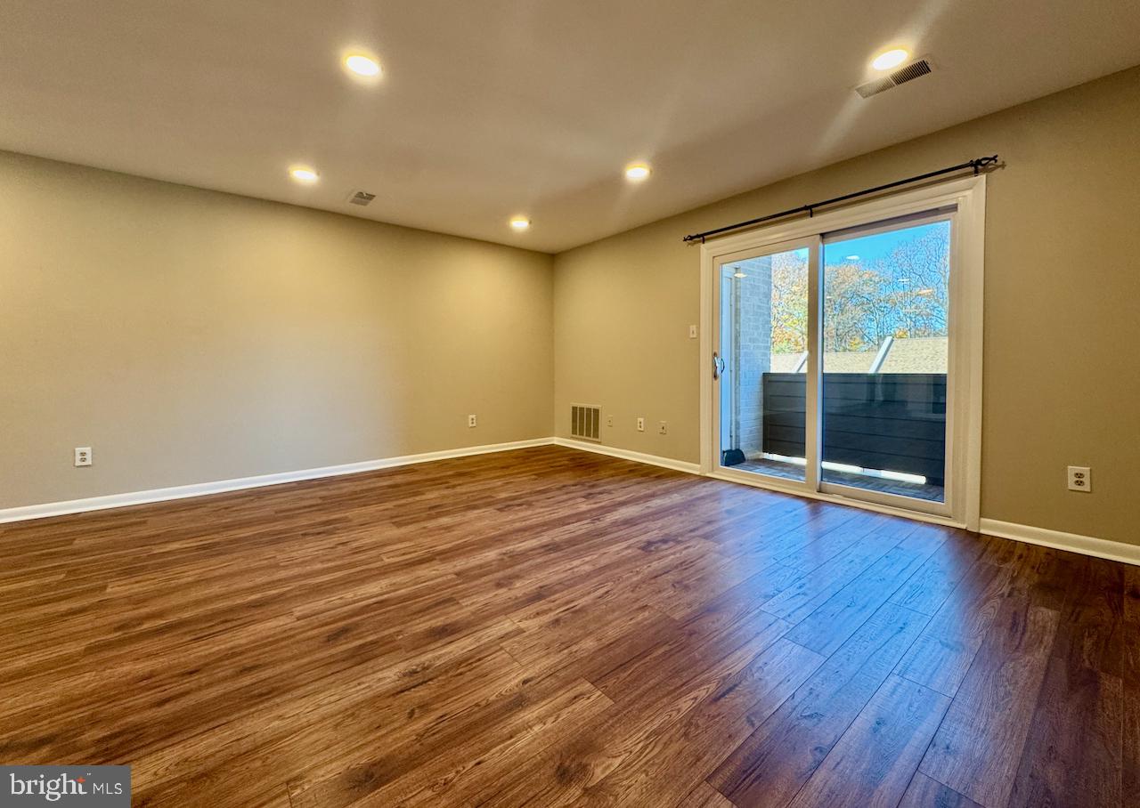 STEPPES OF BARCROFT - Residential Lease