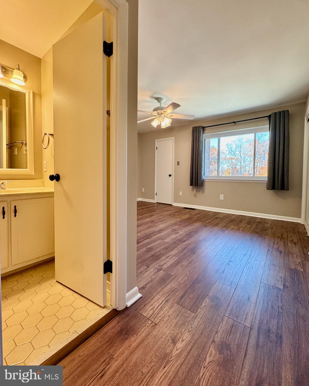 STEPPES OF BARCROFT - Residential Lease