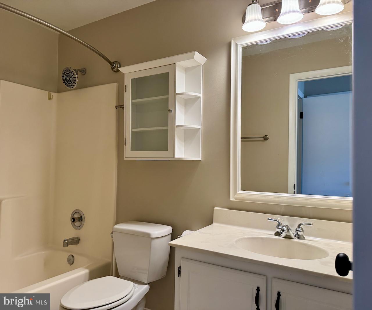 STEPPES OF BARCROFT - Residential Lease