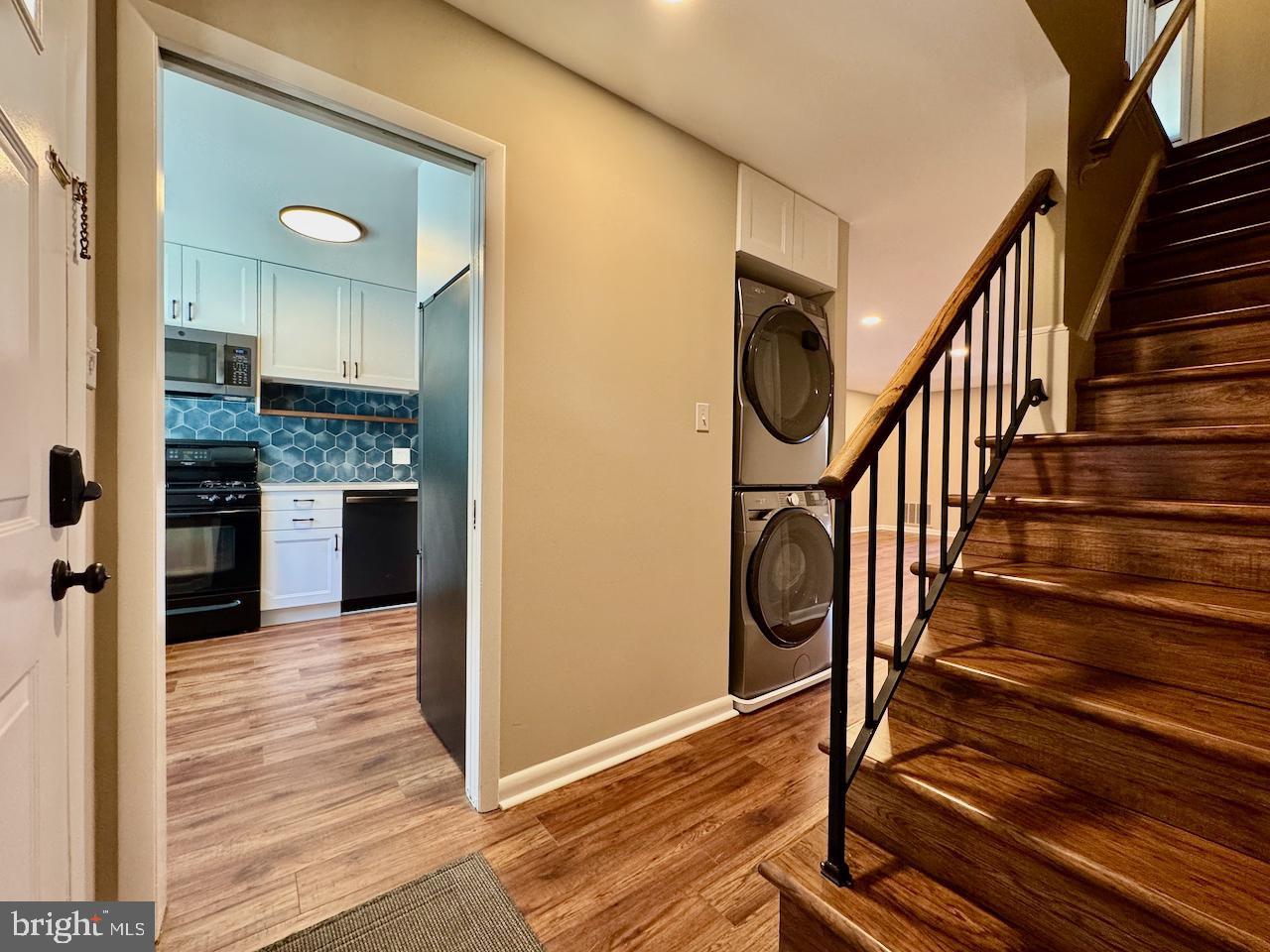 STEPPES OF BARCROFT - Residential Lease