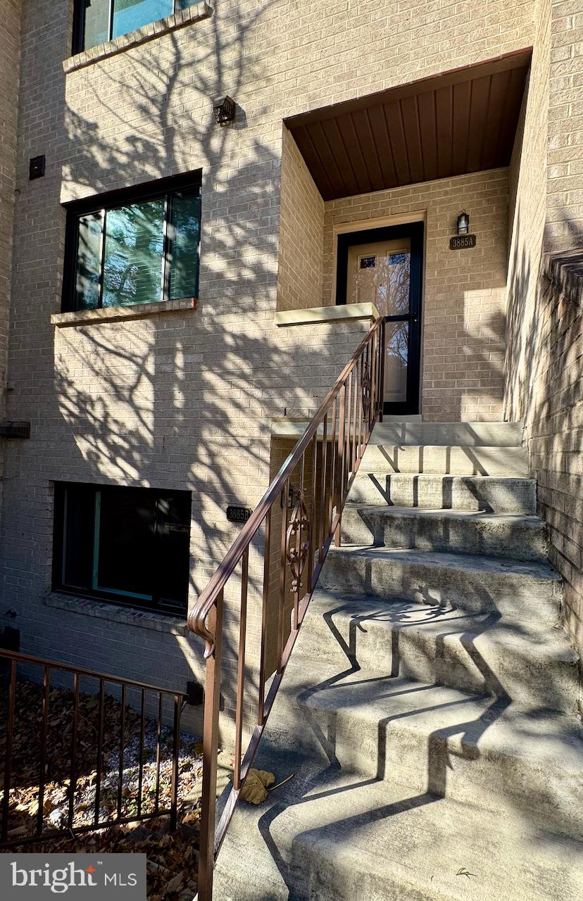 STEPPES OF BARCROFT - Residential Lease