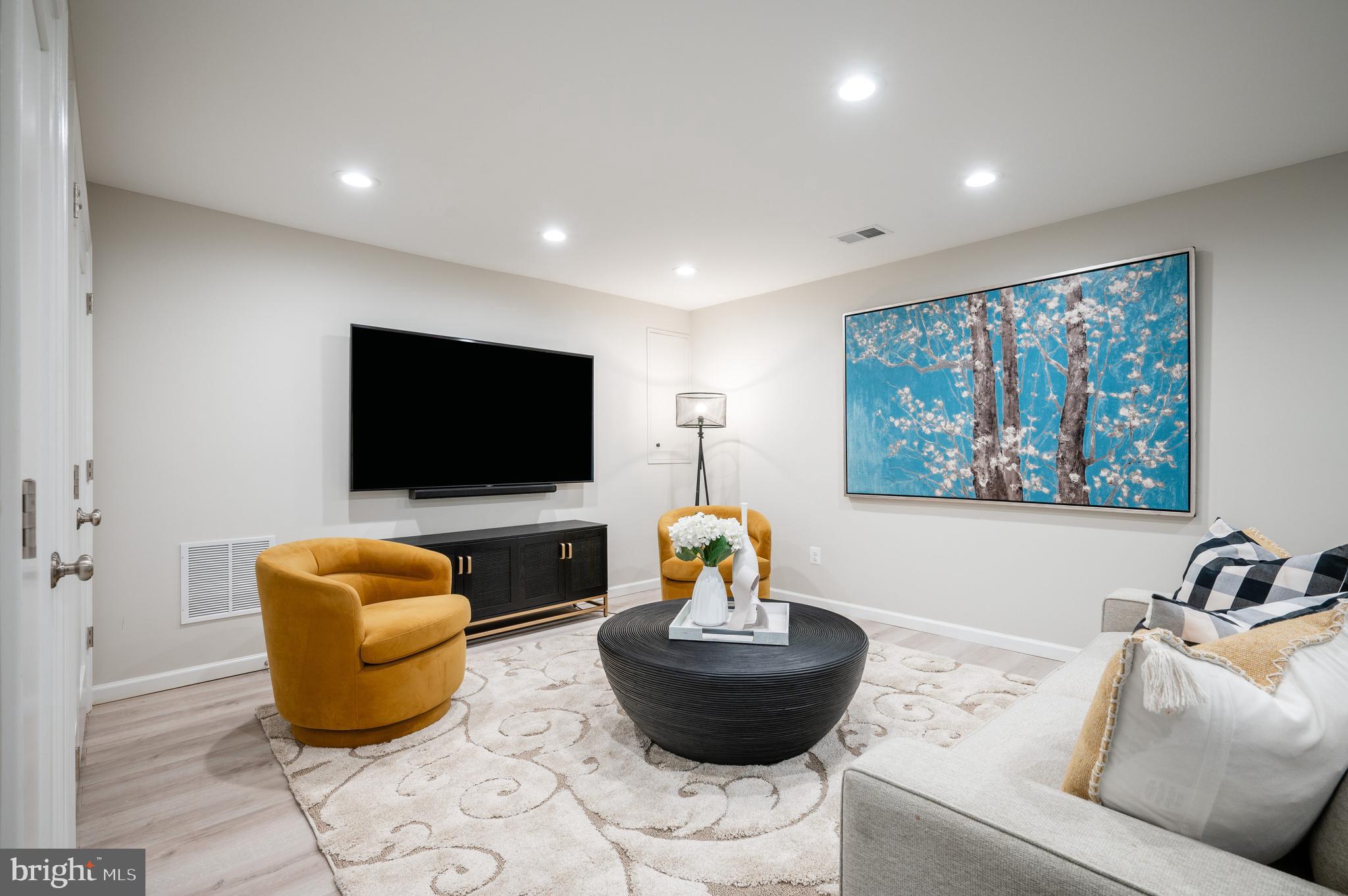 BRANDT TOWNHOUSE - Residential