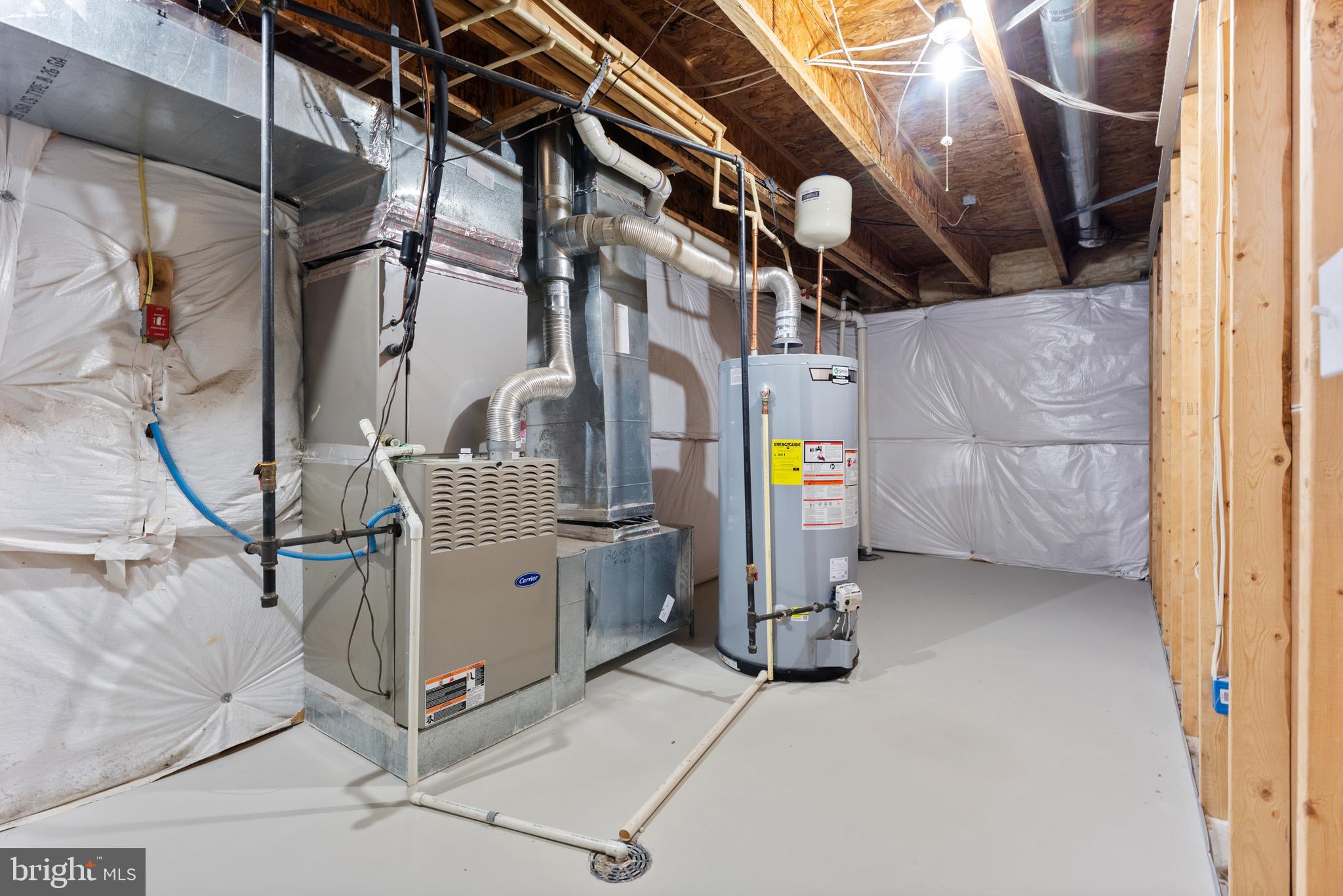 CARRIAGE HILL AT FALLS - Residential