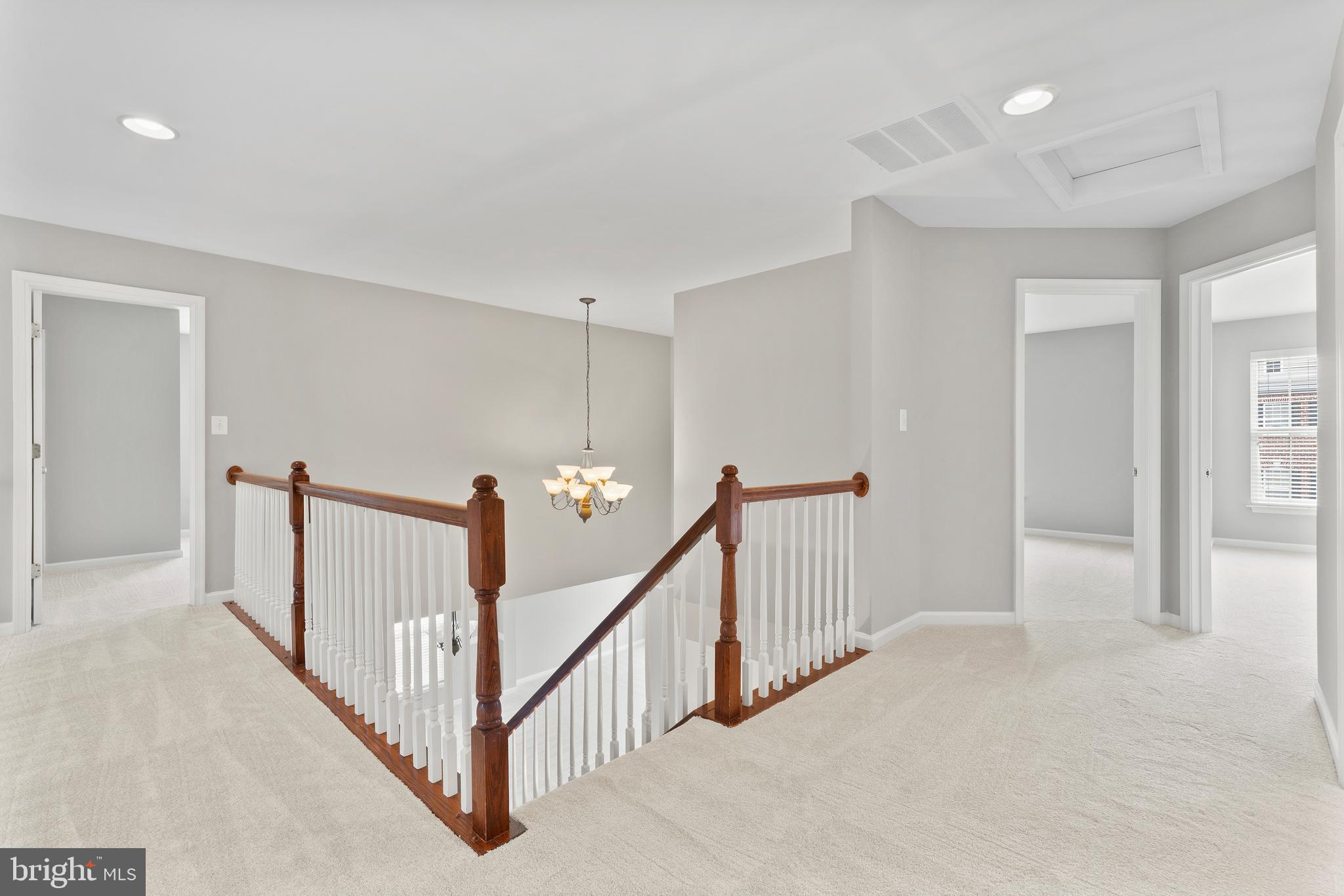 CARRIAGE HILL AT FALLS - Residential