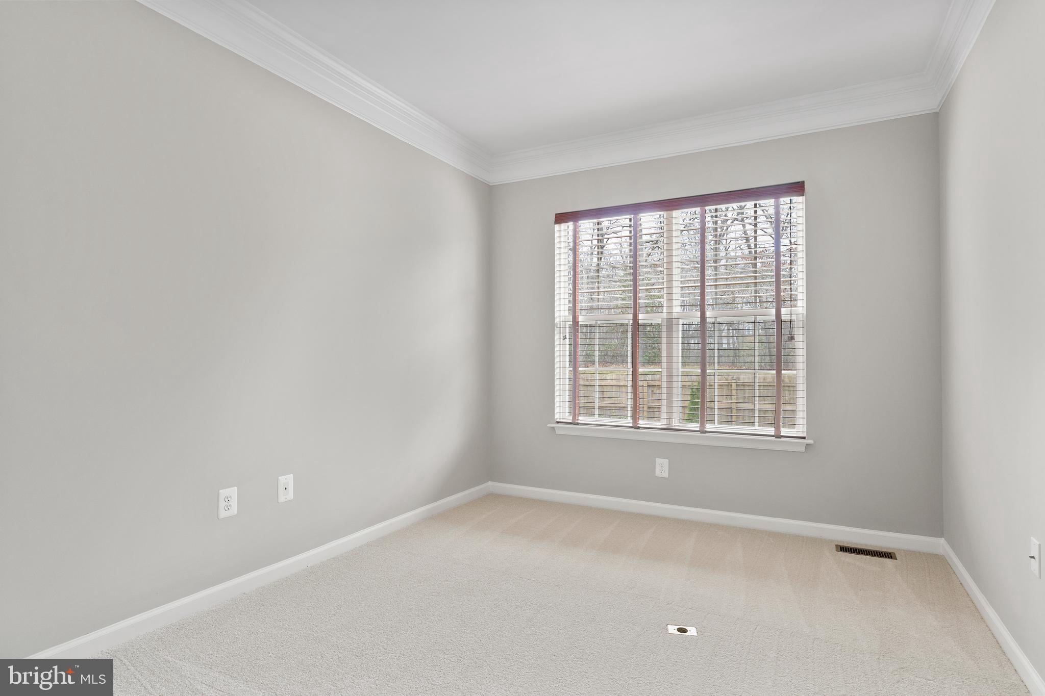 CARRIAGE HILL AT FALLS - Residential