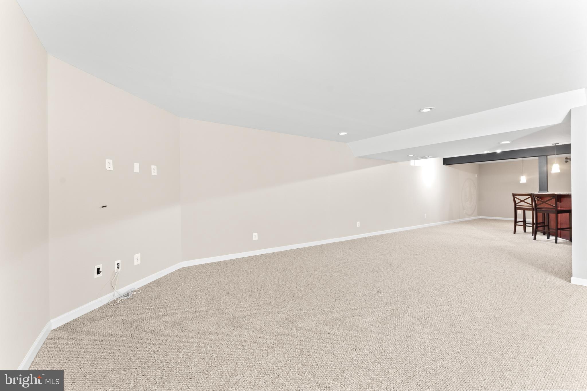 CARRIAGE HILL AT FALLS - Residential