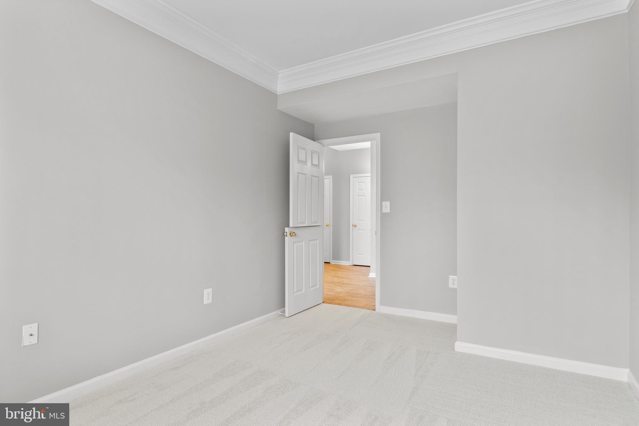 CARRIAGE HILL AT FALLS - Residential