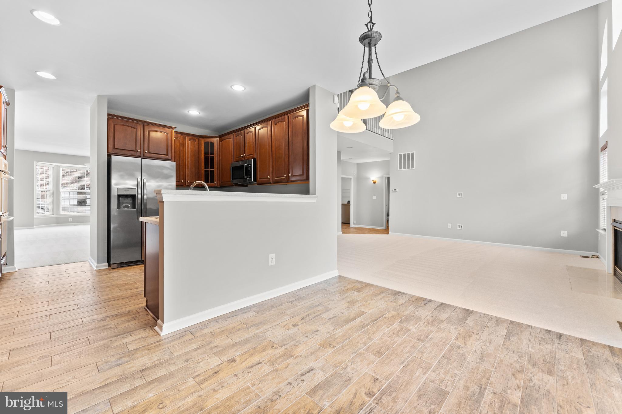 CARRIAGE HILL AT FALLS - Residential