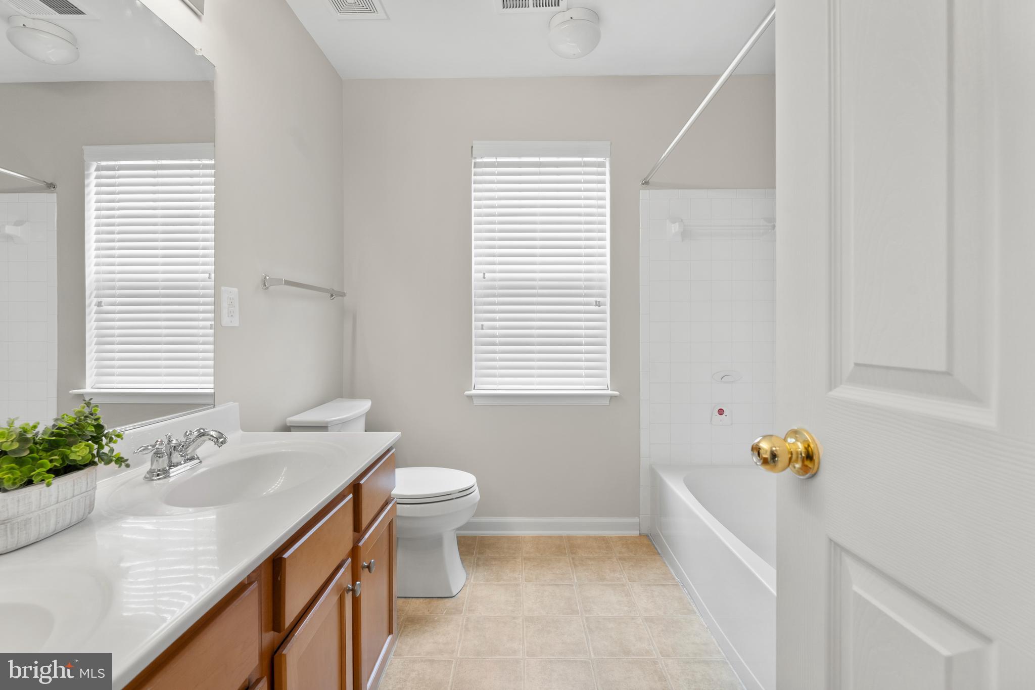 CARRIAGE HILL AT FALLS - Residential