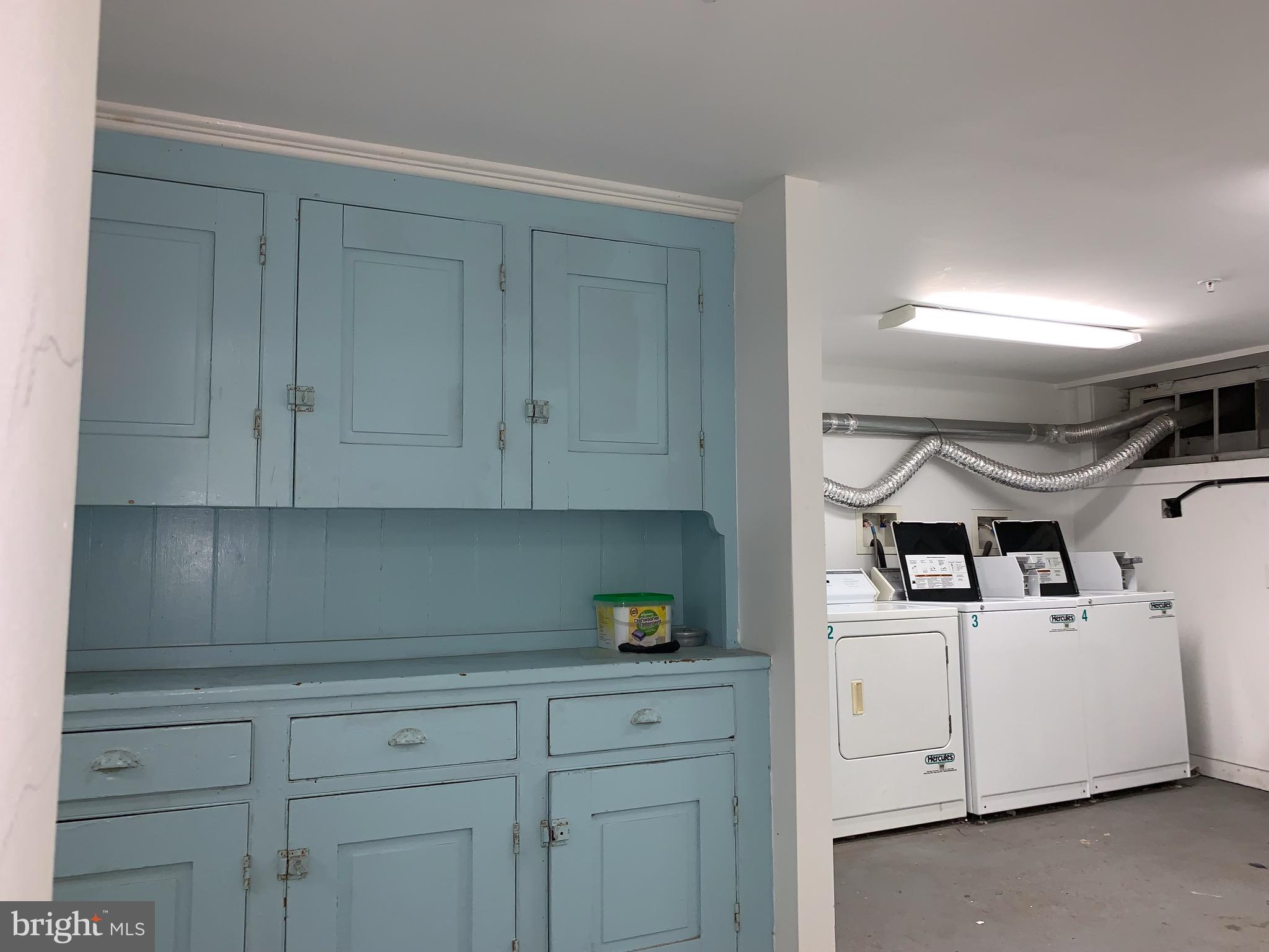 WASHINGTON SQ WEST - Residential Lease