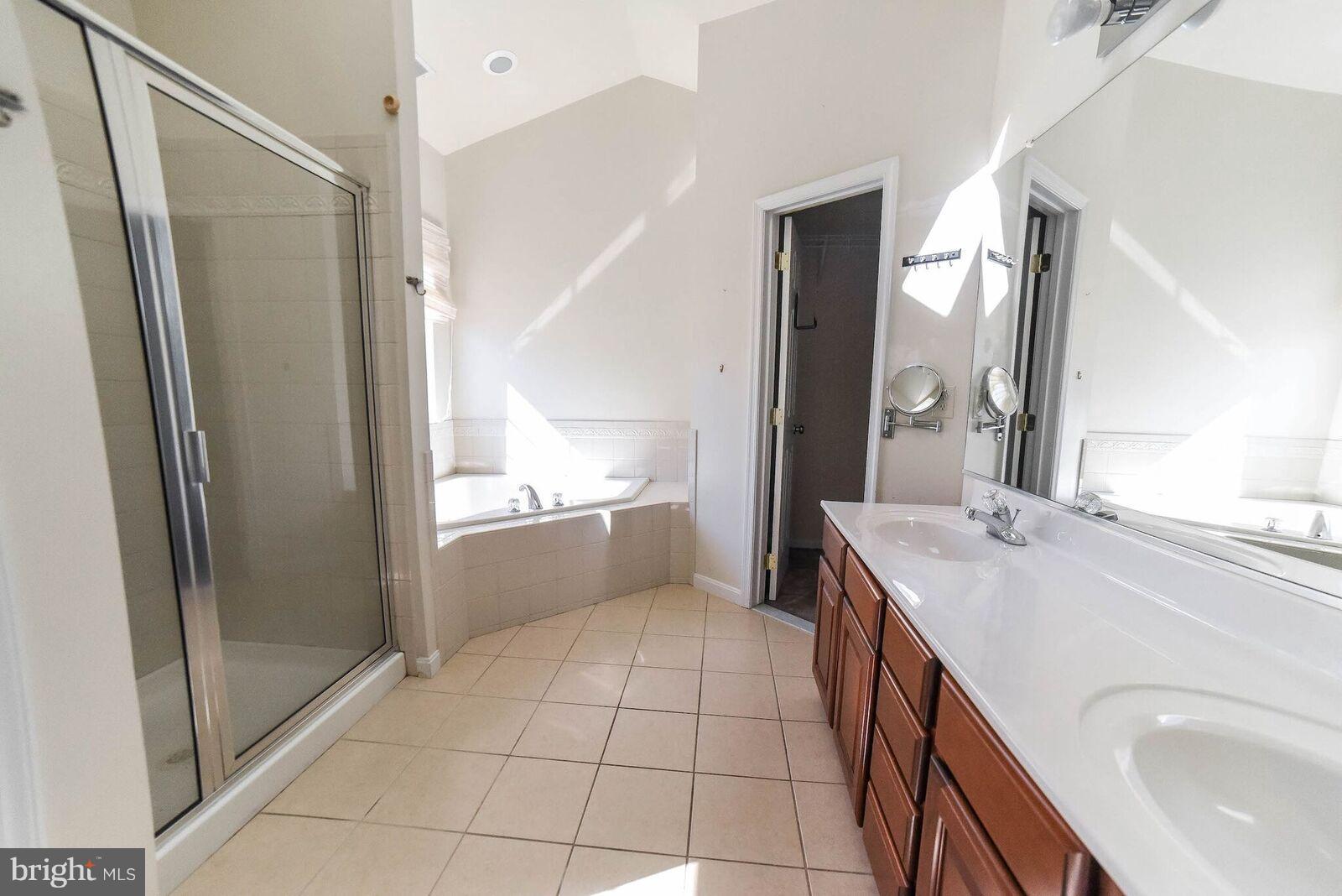 BAY RIDGE ESTATES - Residential