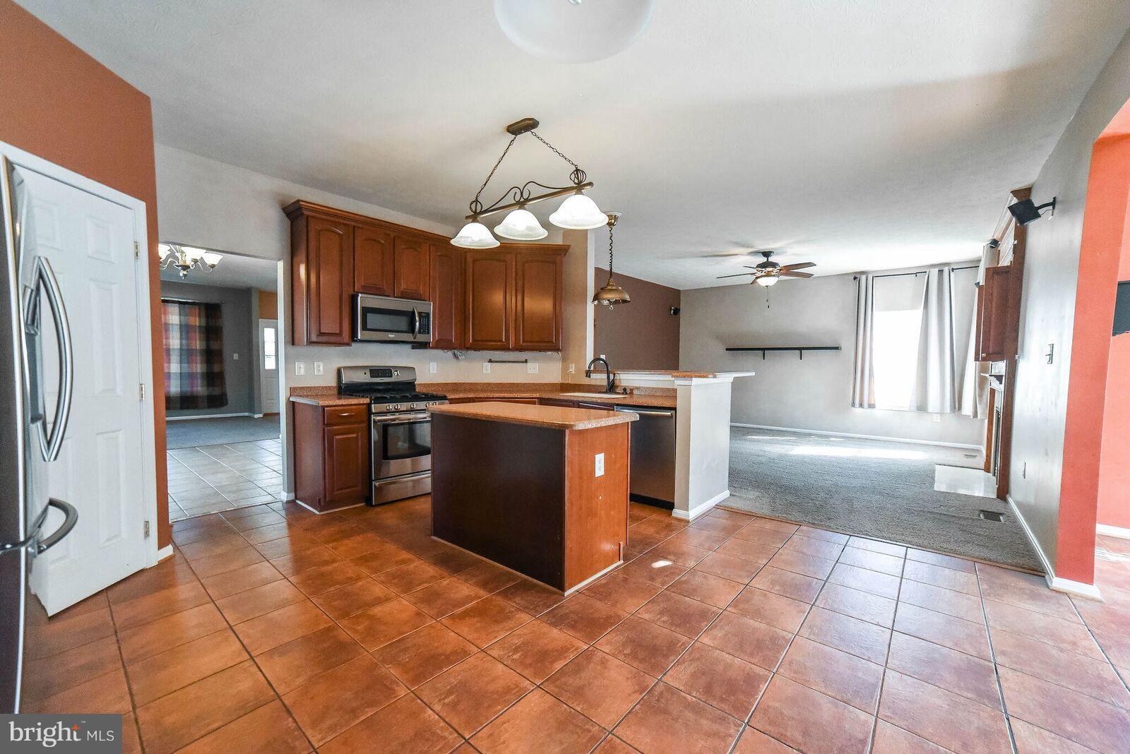 BAY RIDGE ESTATES - Residential