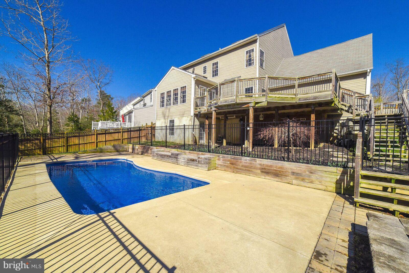 BAY RIDGE ESTATES - Residential