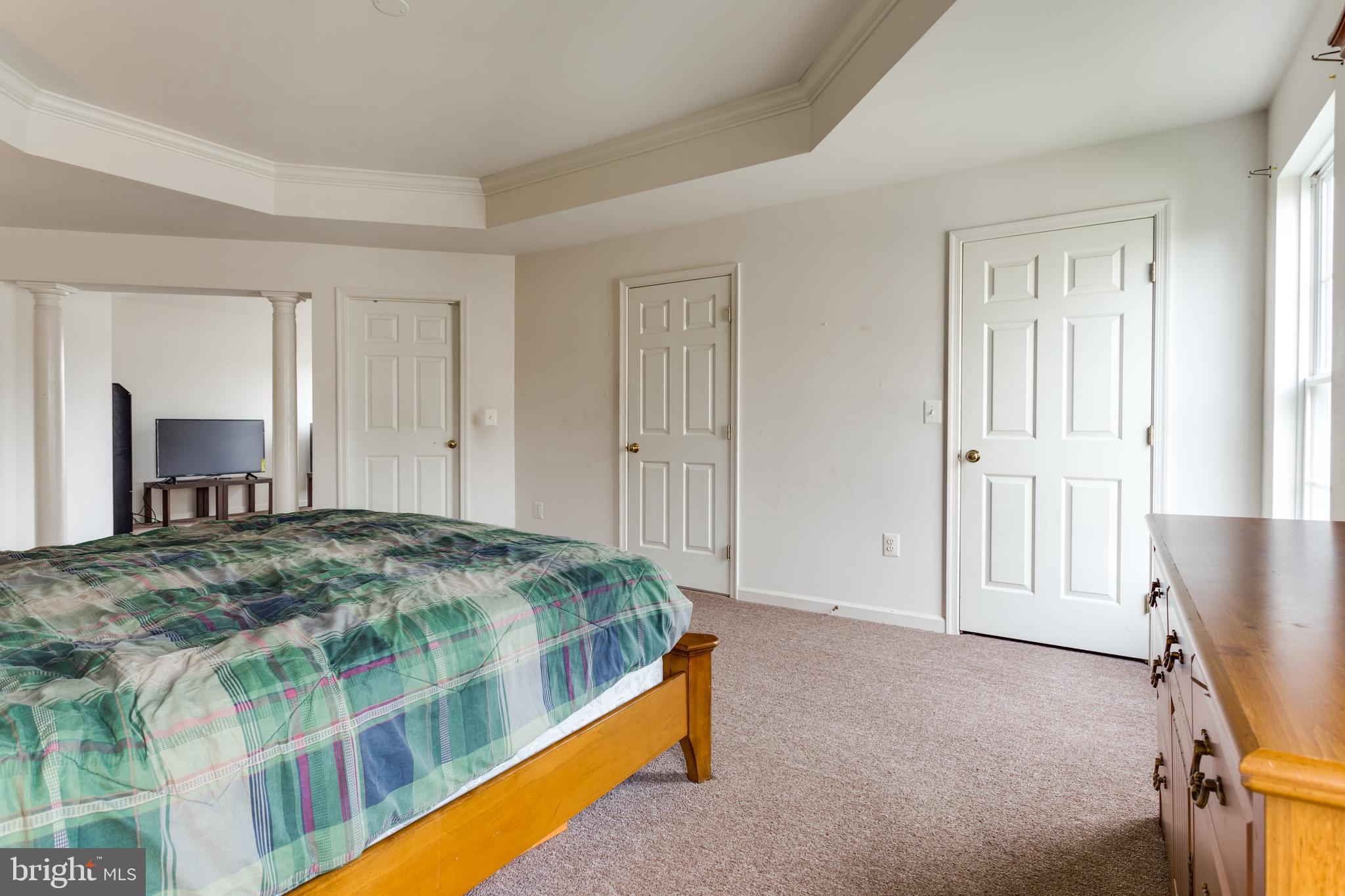 CHARLES CROSSING - Residential