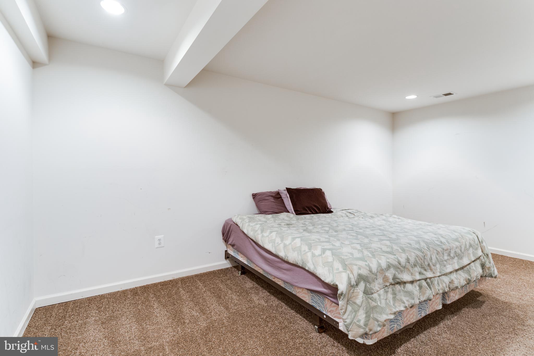 CHARLES CROSSING - Residential