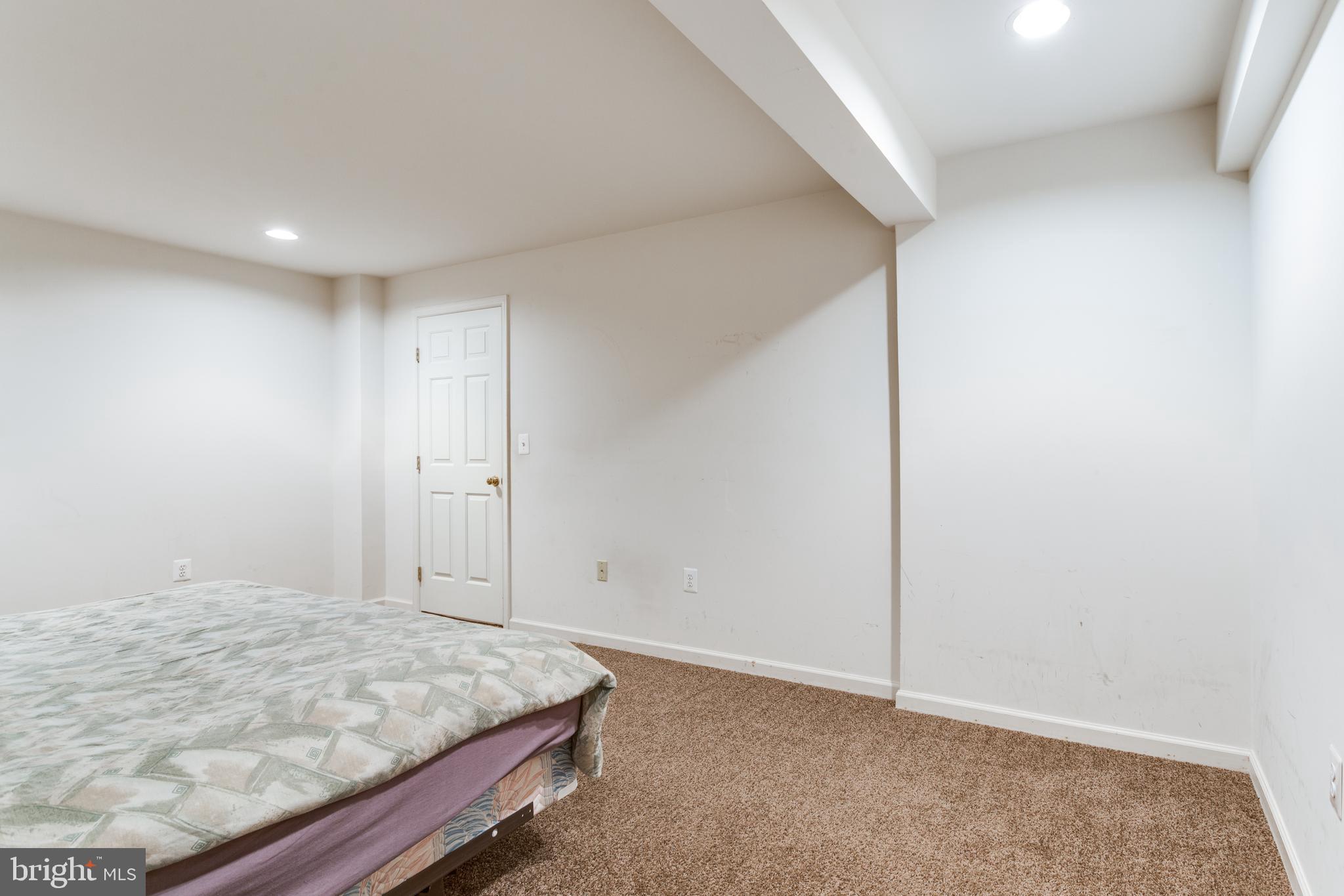 CHARLES CROSSING - Residential