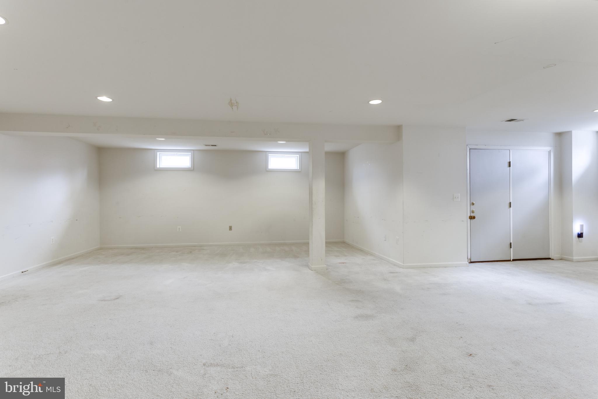 CHARLES CROSSING - Residential