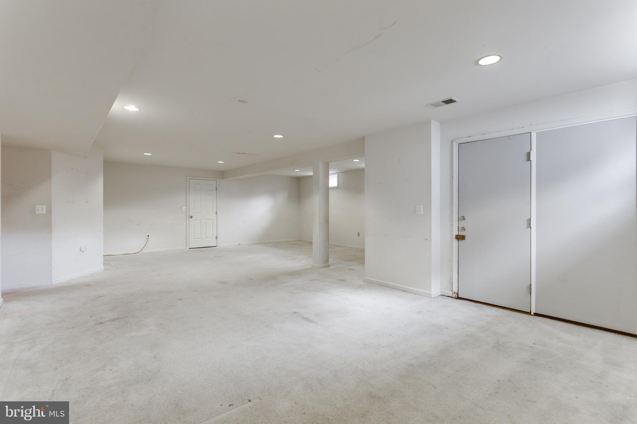 CHARLES CROSSING - Residential