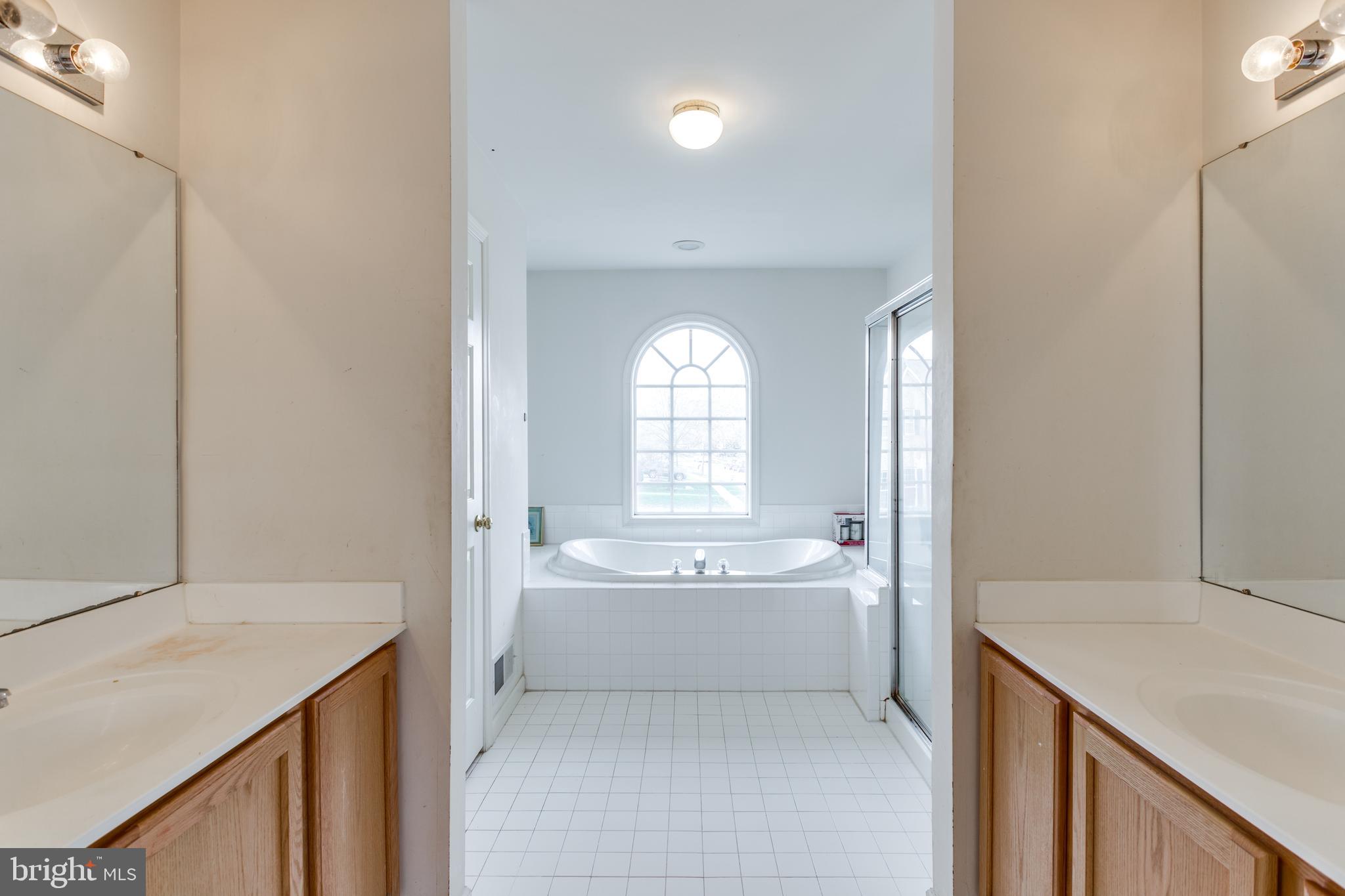 CHARLES CROSSING - Residential