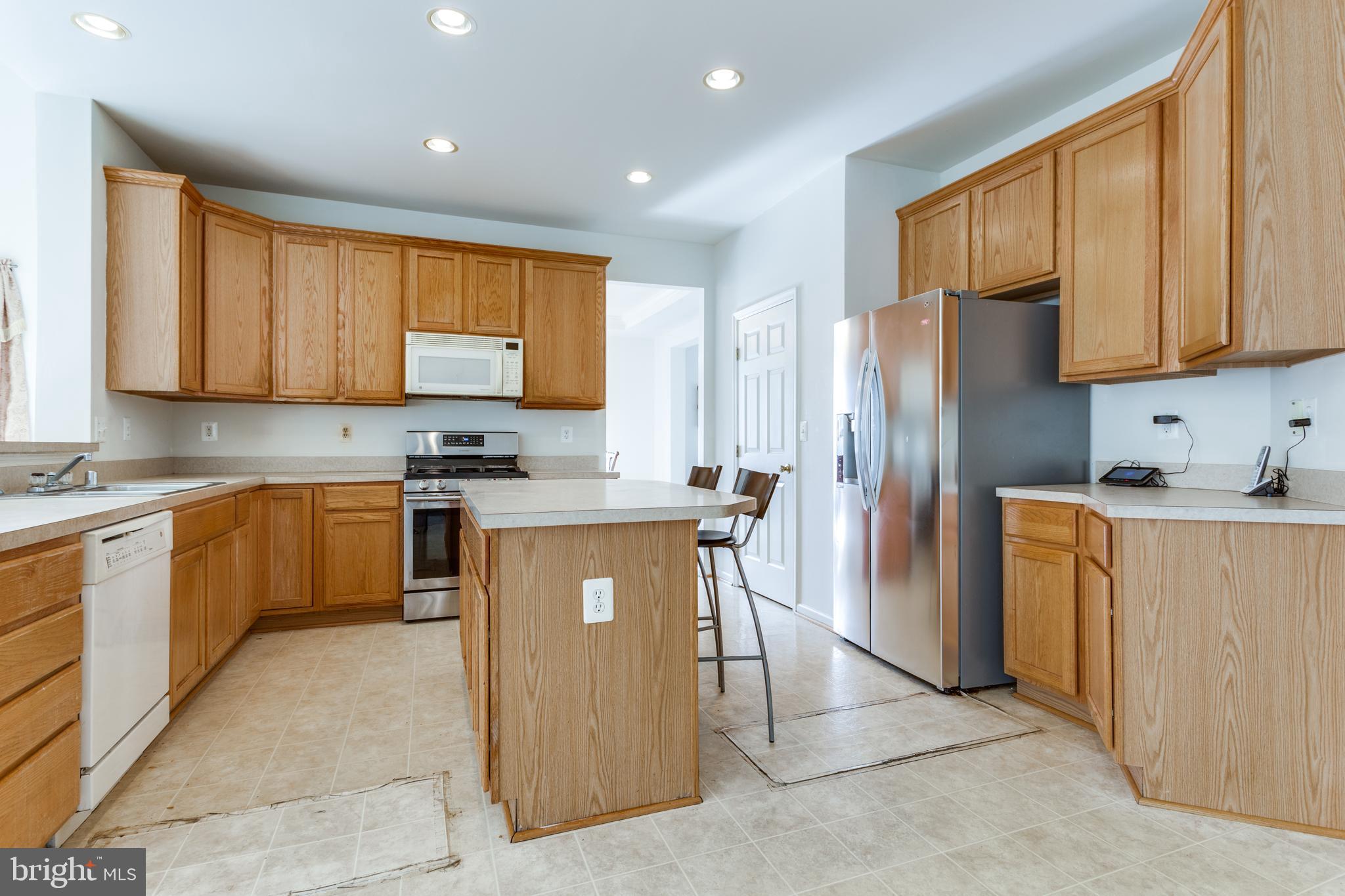 CHARLES CROSSING - Residential