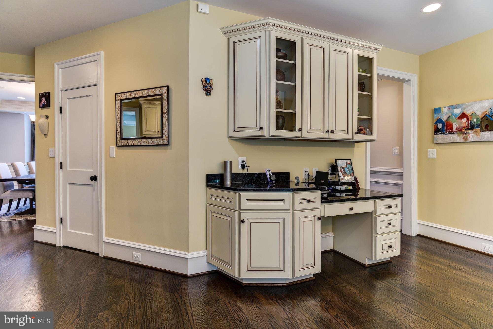 GLENBROOK VILLAGE - Residential