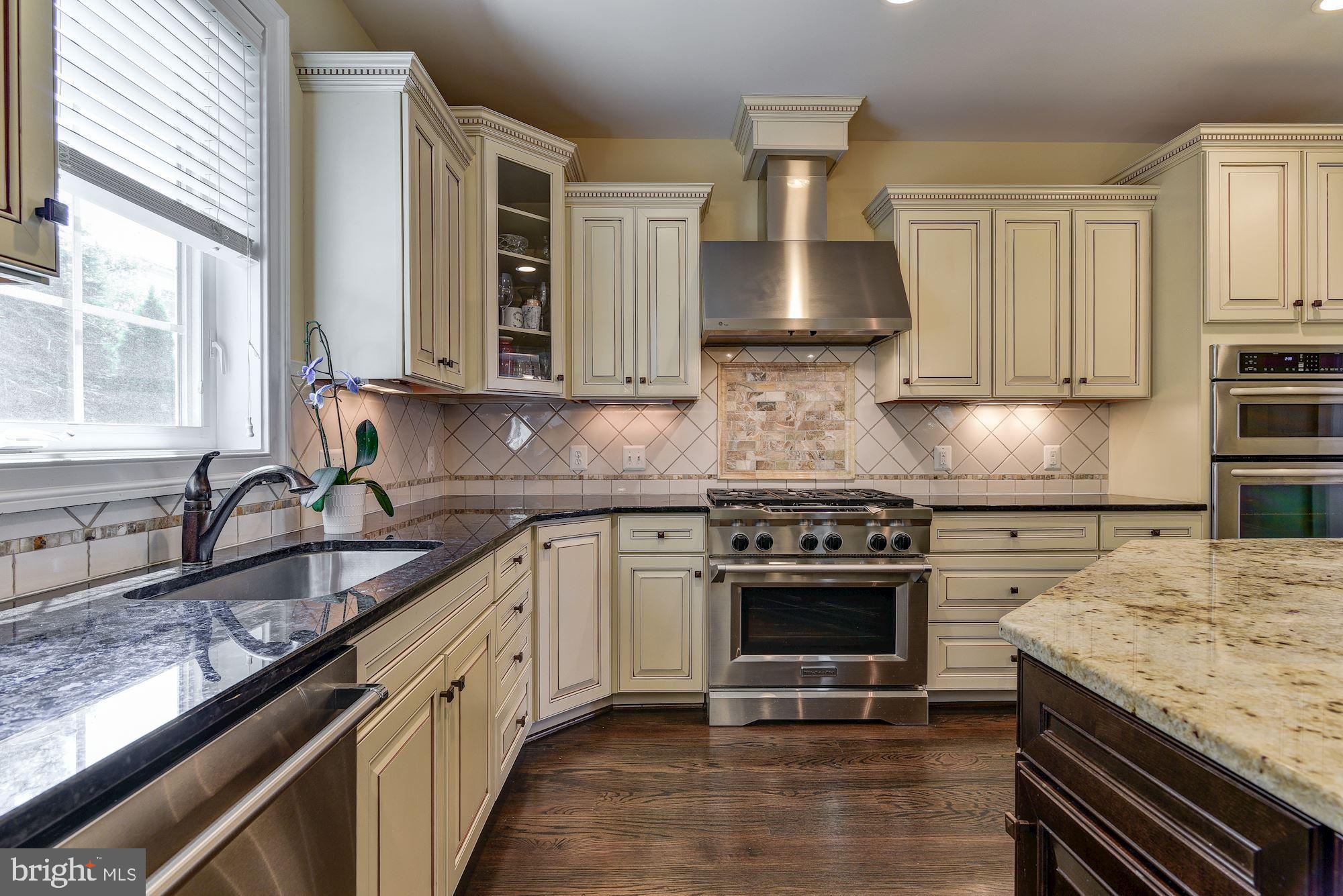 GLENBROOK VILLAGE - Residential