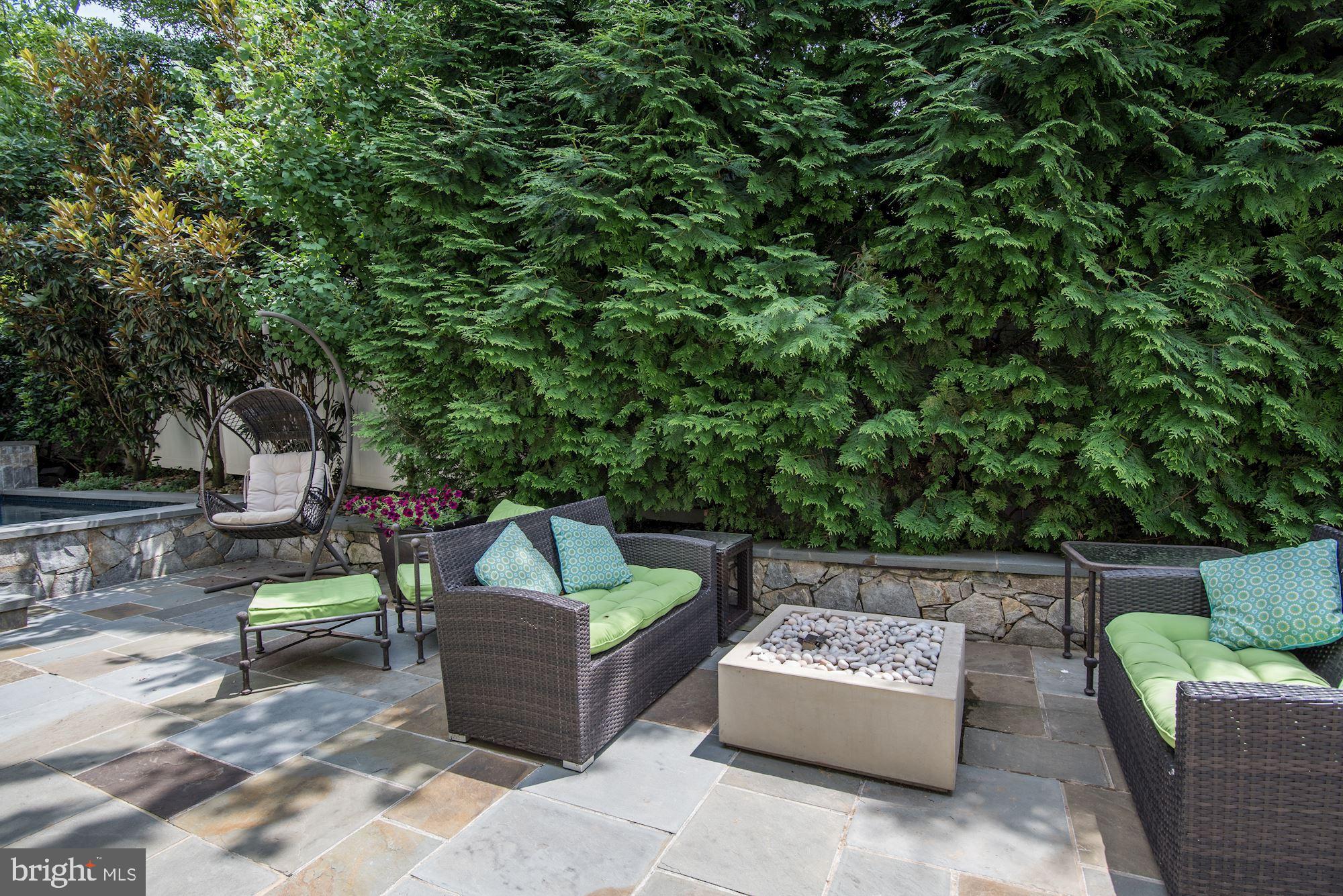 GLENBROOK VILLAGE - Residential