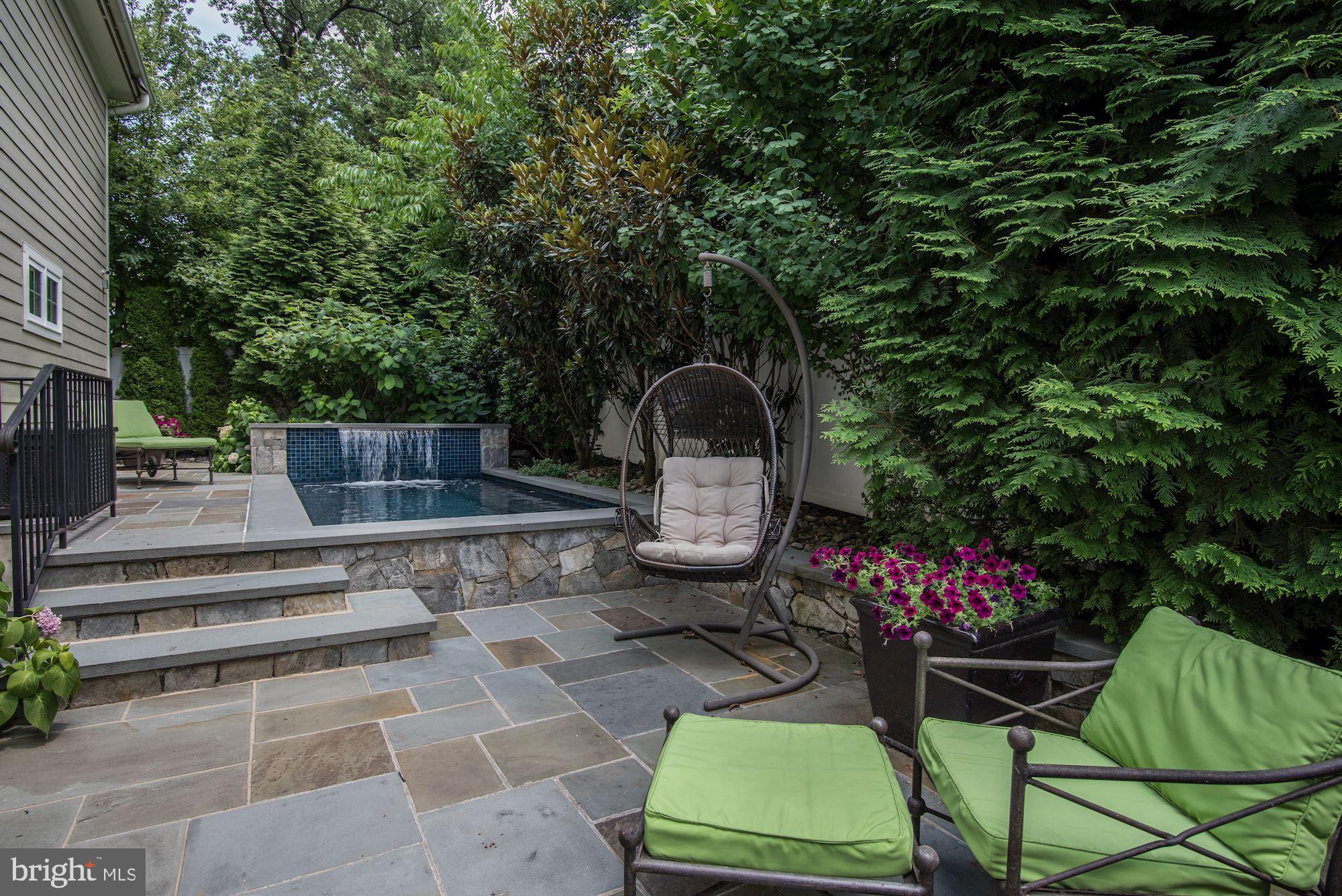 GLENBROOK VILLAGE - Residential