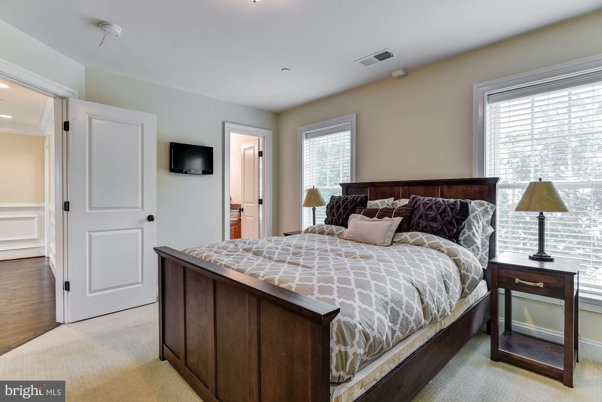 GLENBROOK VILLAGE - Residential