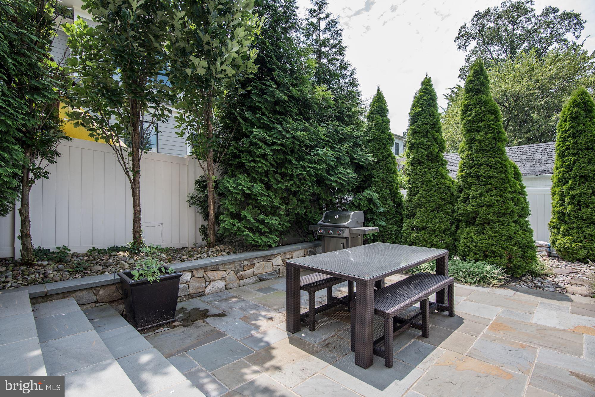 GLENBROOK VILLAGE - Residential