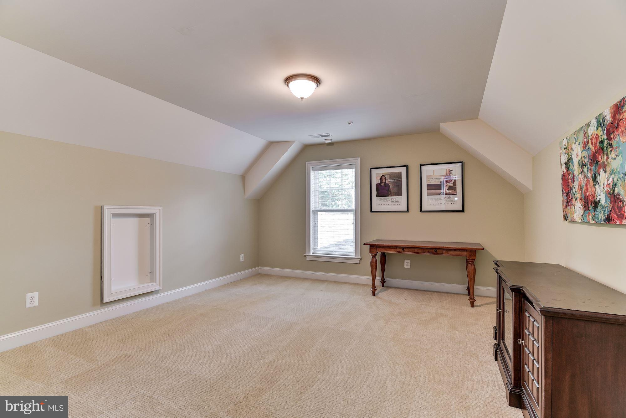 GLENBROOK VILLAGE - Residential