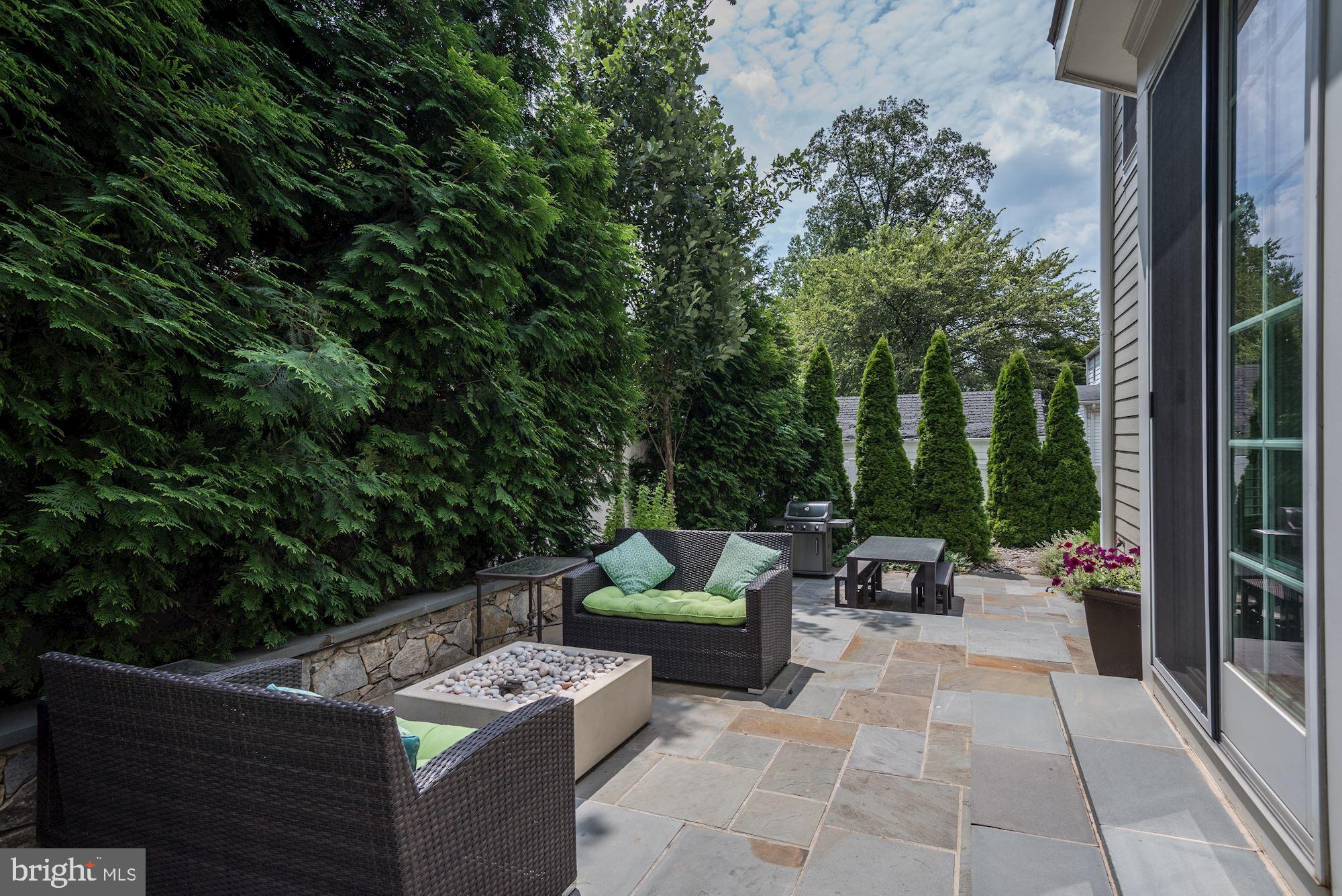 GLENBROOK VILLAGE - Residential